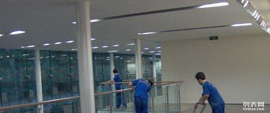 佛山市專業地毯清洗公司 全方位保潔服務，打造潔凈健康空間